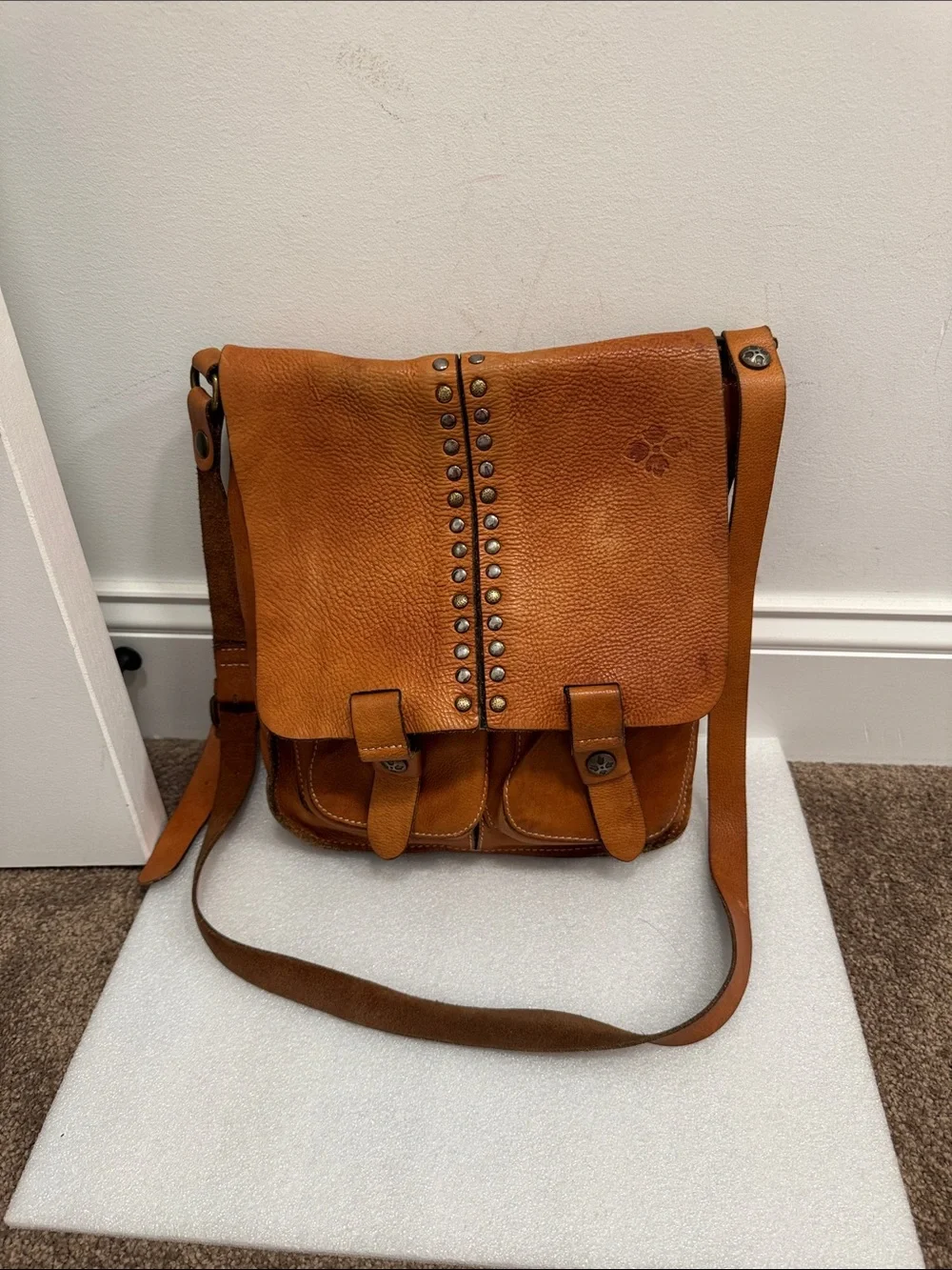 Patricia Nash Armeno messenger crossbody bag purse